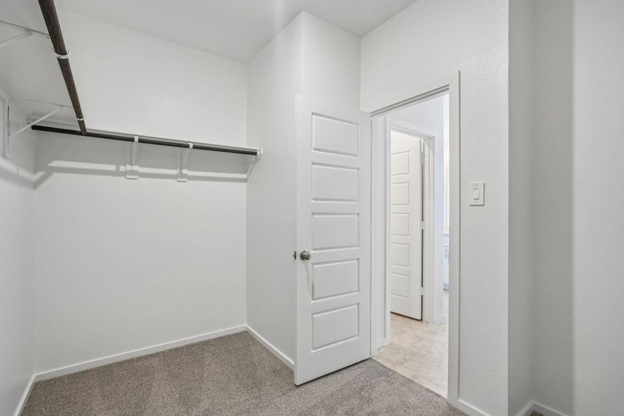 Spacious, unfurnished interior of a new home in Riviera Pines - Premier Series, Huffman (Image 34).