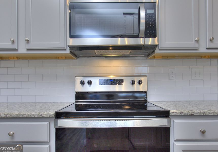 Close-up of interior finishes inside a home in Morning Creek Forest, Atlanta (Image 10).