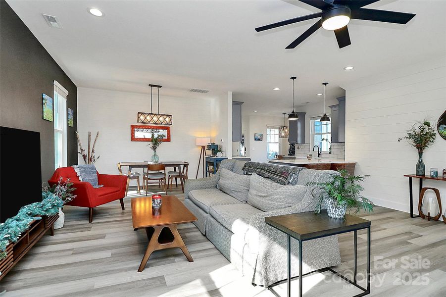 Large open space for entertaining with family and friends. Large open space for entertaining with family and friends.