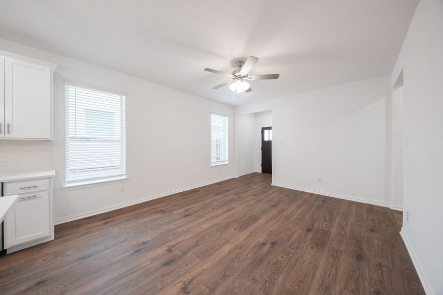 Spacious, unfurnished interior of a new home in Wildflower Ranch, Justin (Image 13).