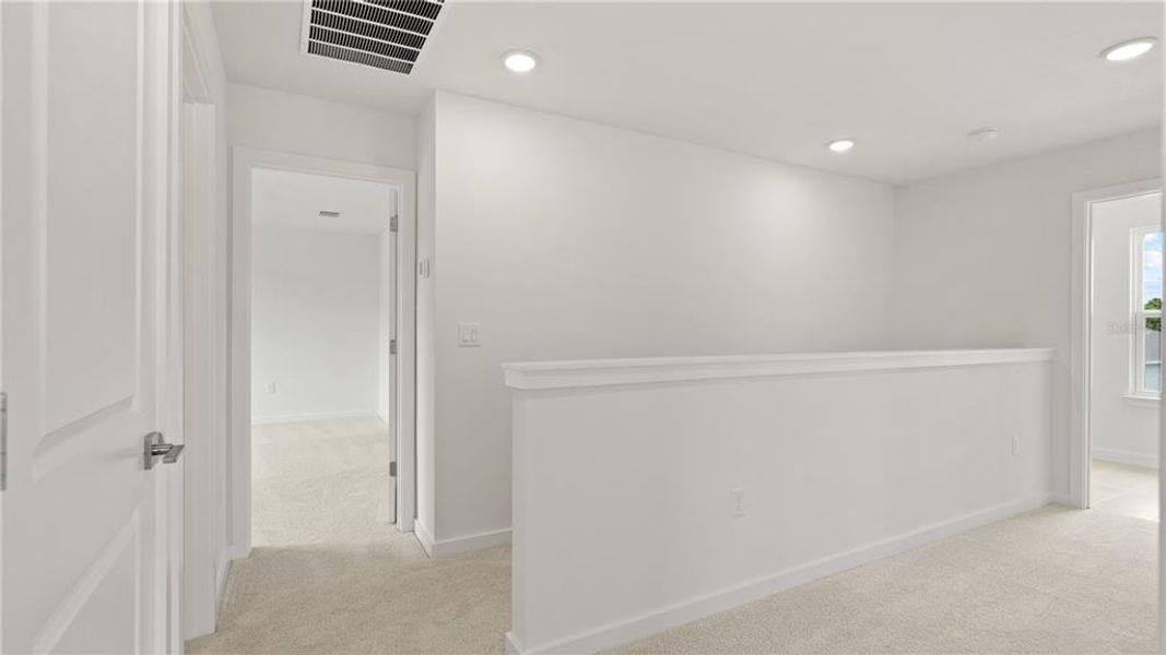 Spacious, unfurnished interior of a new home in Willowbrook North, Winter Haven (Image 29).