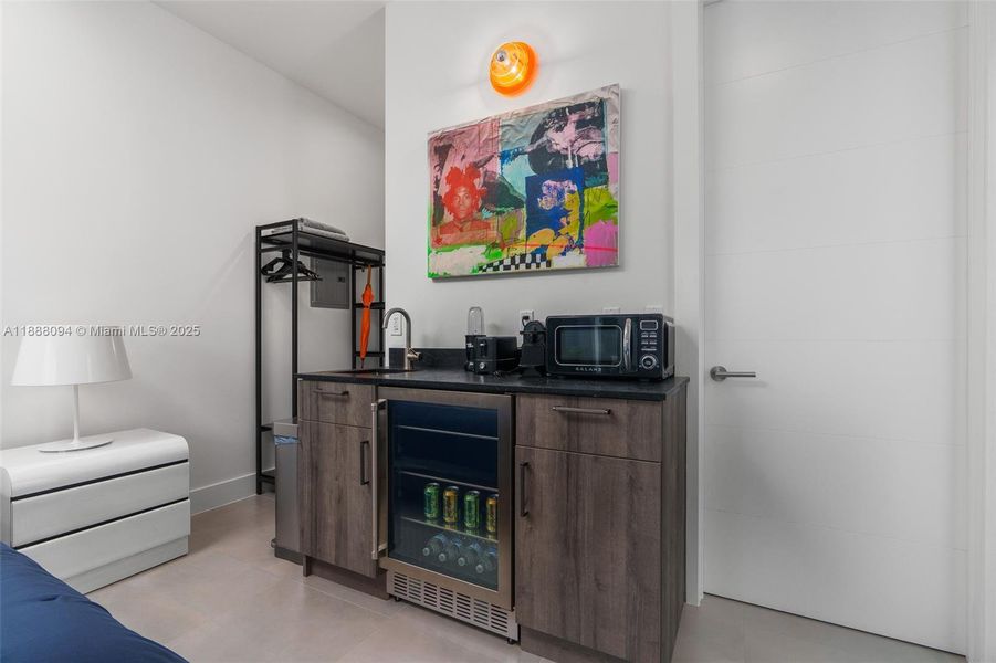 Image 21 of a home in .