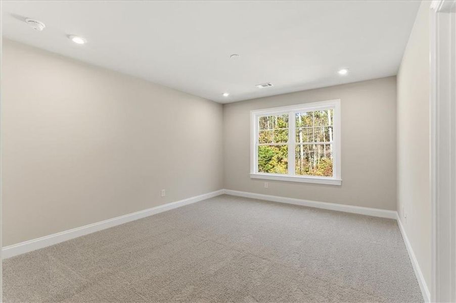 Spacious, unfurnished interior of a new home in Ford Landing, Acworth (Image 57).