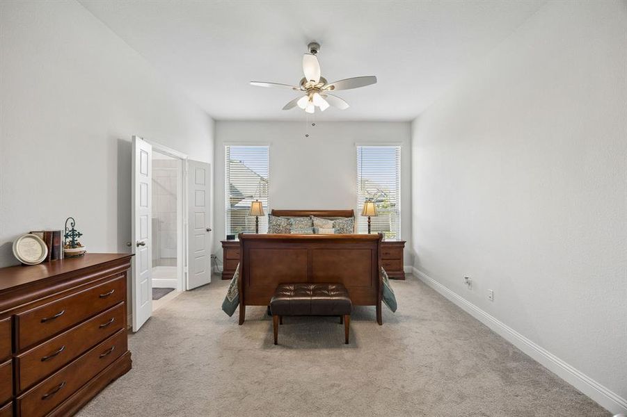 Furnished interior view inside a new home in Timberbrook, Justin (Image 23).
