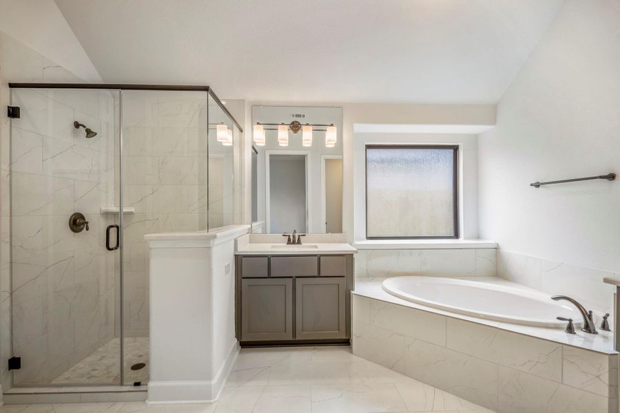Furnished interior view inside a new home in ARTAVIA, Conroe (Image 14).