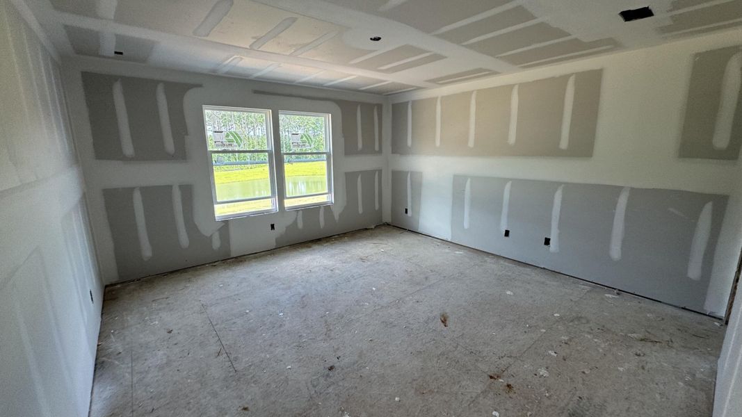 Spacious, unfurnished interior of a new home in Watson Hill, Summerville (Image 41).