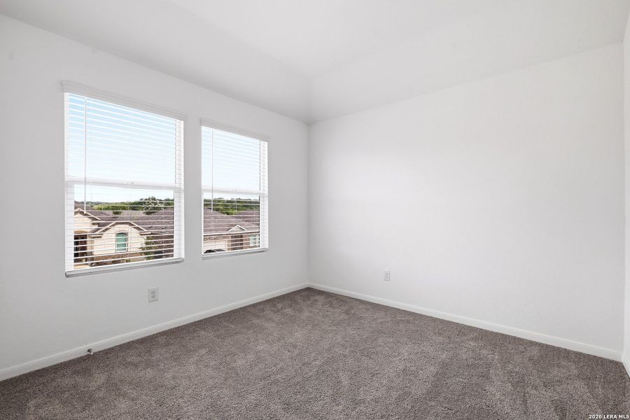 Spacious, unfurnished interior of a new home in Brookmill, San Antonio (Image 19).