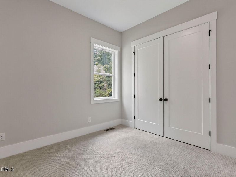 021-1280x960-first-floor-bedroom-or-offi 021-1280x960-first-floor-bedroom-or-offi