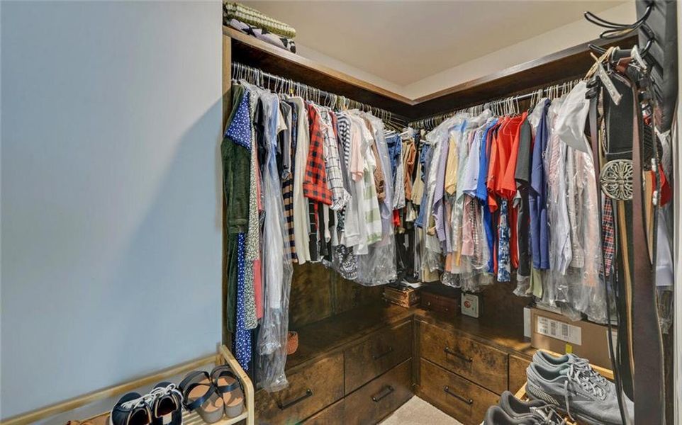 Furnished interior view inside a new home in , Dahlonega (Image 33).