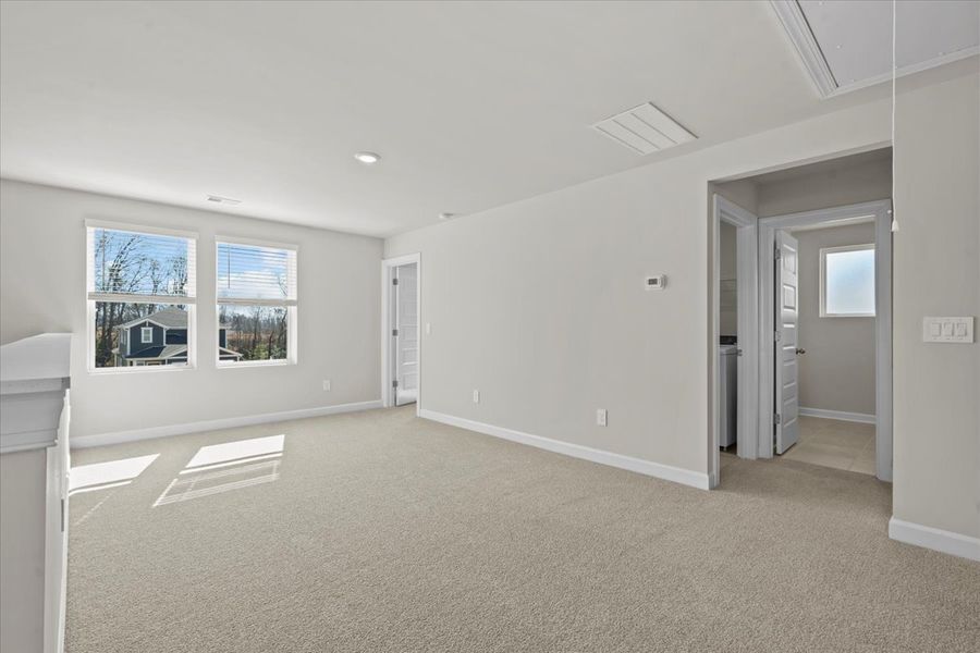 Spacious, unfurnished interior of a new home in Cedar Shoals – Heritage Collection, Piedmont (Image 20).