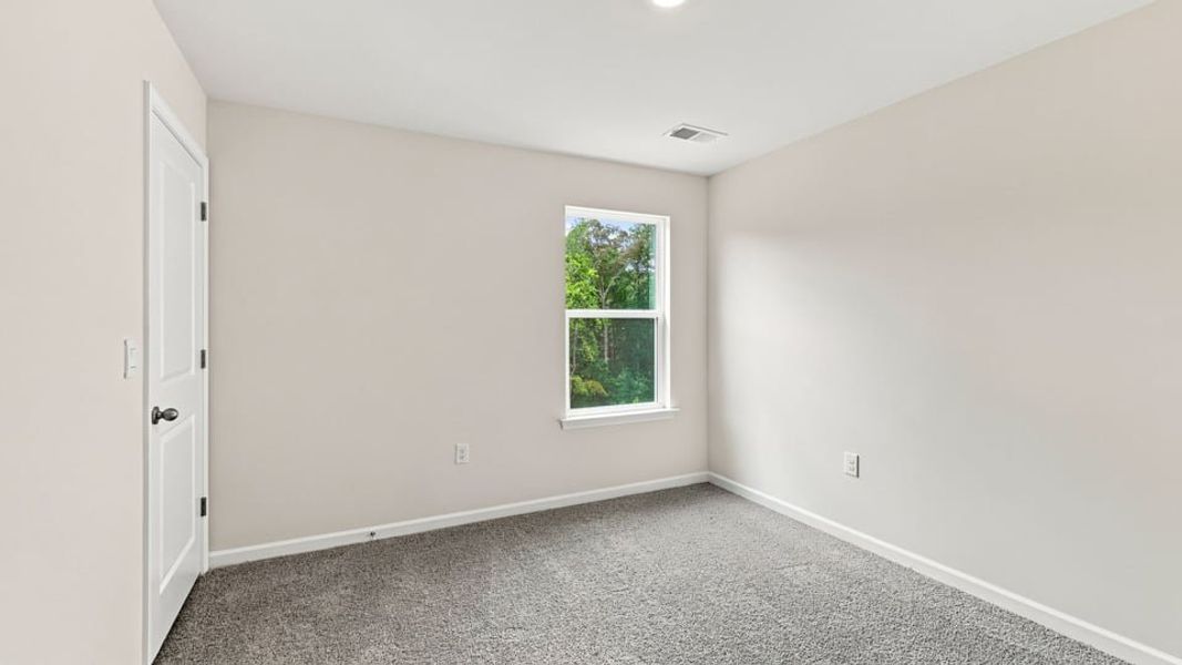 Spacious, unfurnished interior of a new home in Tyger Pines, Moore (Image 27).