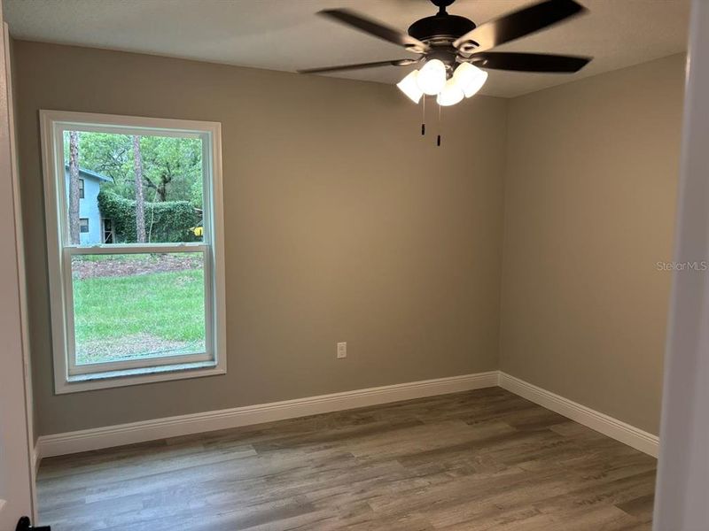 Spacious, unfurnished interior of a new home in , Dunnellon (Image 25).