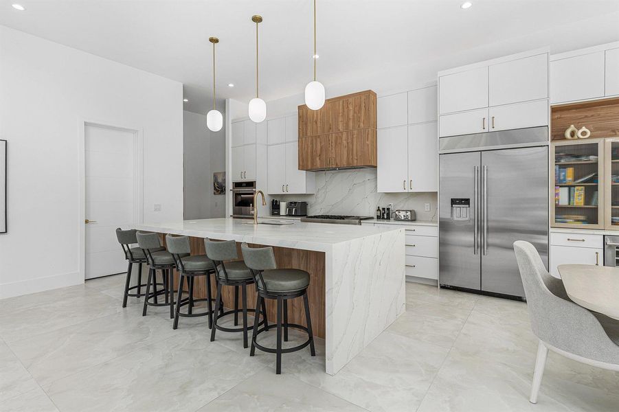 KITCHEN KITCHEN