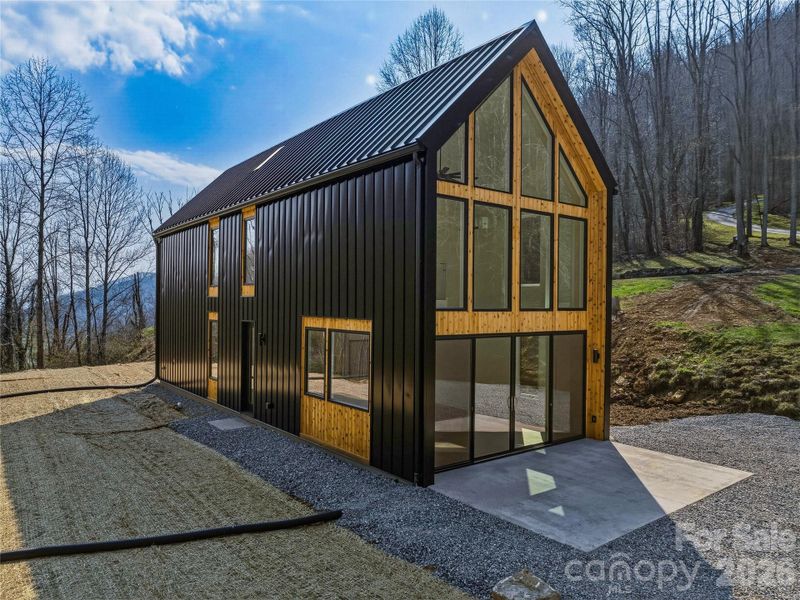 Image 39 of a home in .