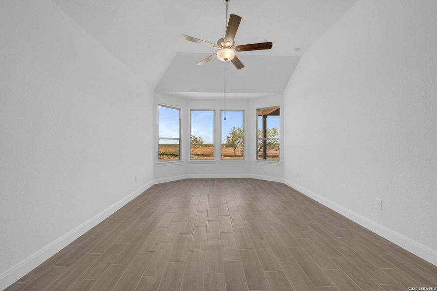 Spacious, unfurnished interior of a new home in Preserve at Annabelle Ranch, San Antonio (Image 27).