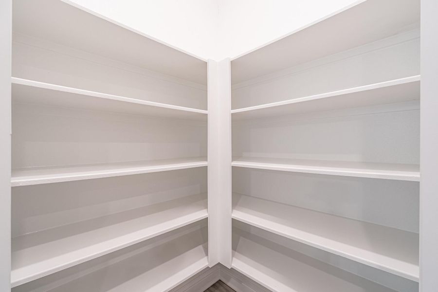 Walk in pantry