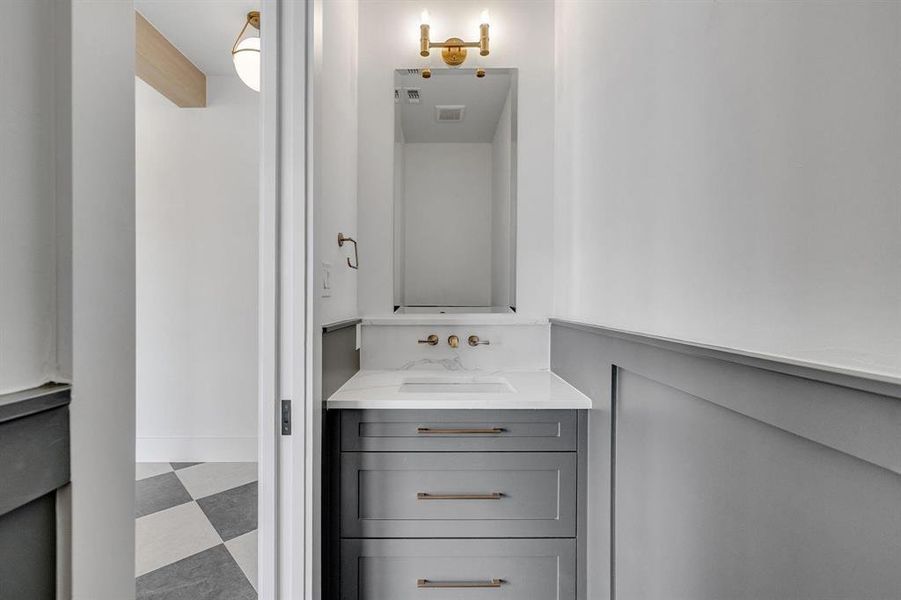 Furnished interior view inside a new home in , Gunter (Image 30).