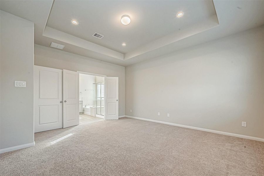 Image 35 of a home in King Oaks Village.