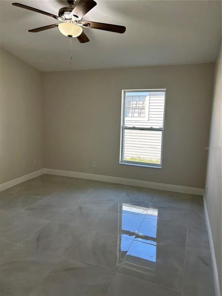 Spacious, unfurnished interior of a new home in , Tampa (Image 26).