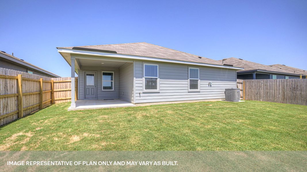 Exterior details and patio area of a home in Swenson Heights, Seguin (Image 3).