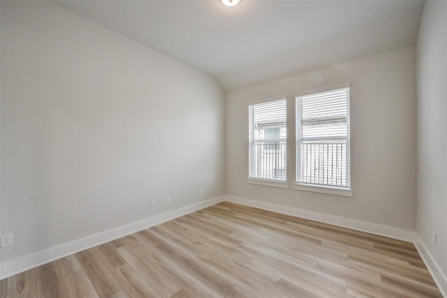Spacious, unfurnished interior of a new home in Sierra Vista, Rosharon (Image 44). Spacious, unfurnished interior of a new home in Sierra Vista, Rosharon (Image 44).