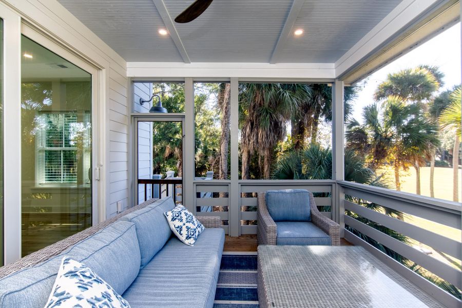 Exterior details and patio area of a home in , Edisto Island (Image 3).
