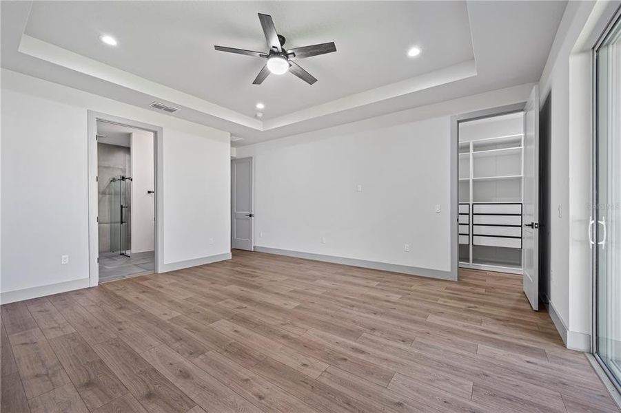 Spacious, unfurnished interior of a new home in , Palm Coast (Image 42).