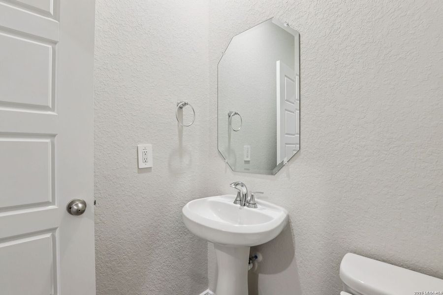 Furnished interior view inside a new home in Catalina, Converse (Image 9).