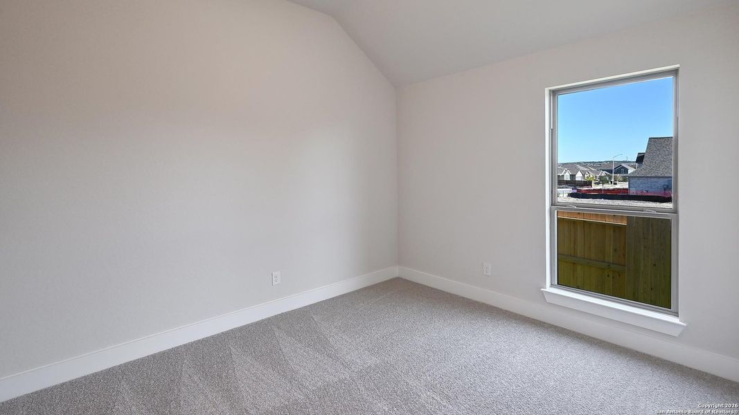 Spacious, unfurnished interior of a new home in Cibolo Valley Heights 65', Cibolo (Image 17).
