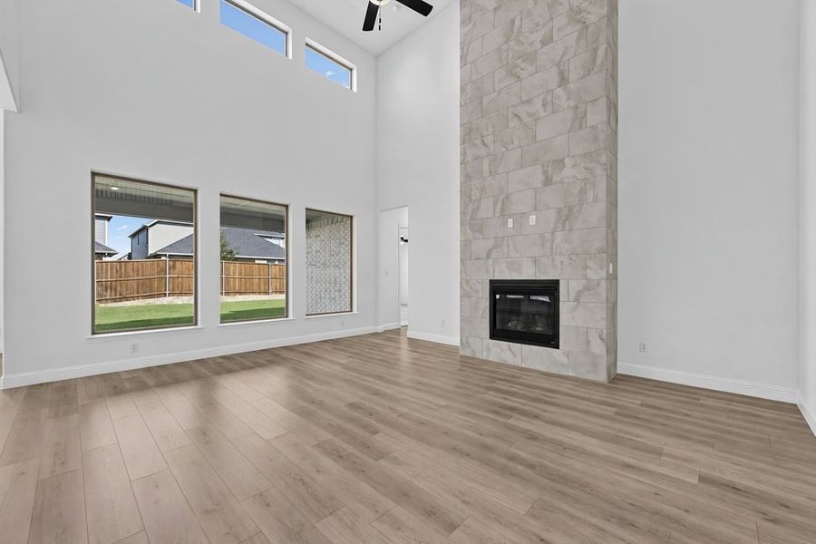 Spacious, unfurnished interior of a new home in South Oak, Lakewood Village (Image 11). Spacious, unfurnished interior of a new home in South Oak, Lakewood Village (Image 11).