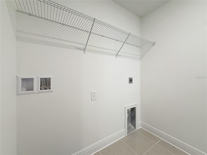 Spacious, unfurnished interior of a new home in , St. Petersburg (Image 69).