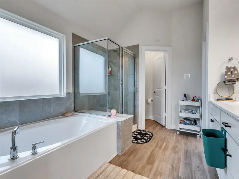 Furnished interior view inside a new home in Sunterra, Katy (Image 7). Furnished interior view inside a new home in Sunterra, Katy (Image 7).