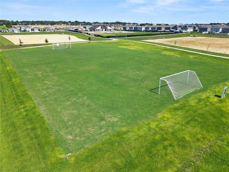 Community amenities in Hunt Club Groves, Lake Wales (Image 52).