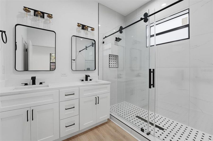 Furnished interior view inside a new home in , Port Charlotte (Image 9).