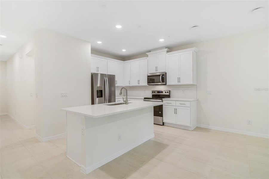 Furnished interior view inside a new home in Towns at Greenleaf, Oviedo (Image 6).