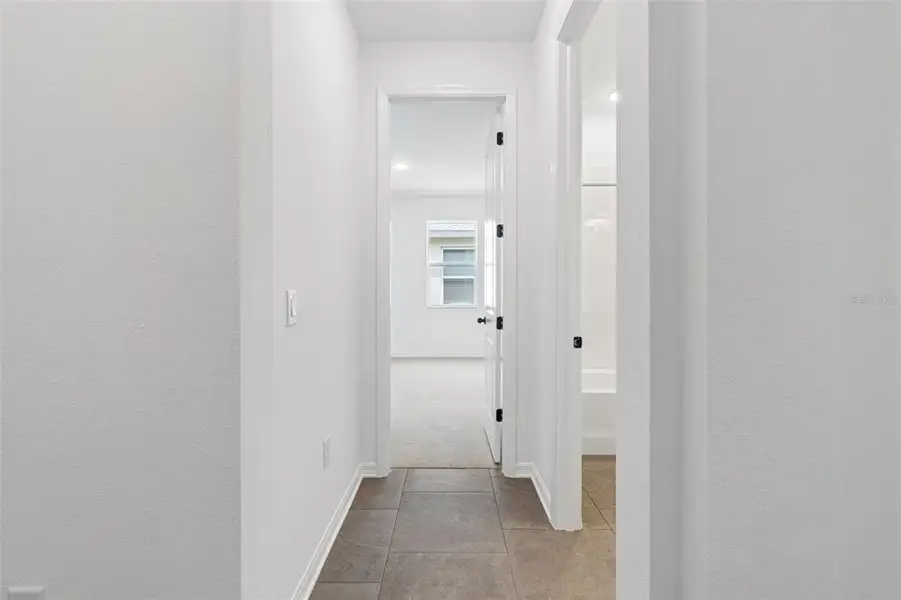 Spacious, unfurnished interior of a new home in Isles at Bayview, Parrish (Image 48). Spacious, unfurnished interior of a new home in Isles at Bayview, Parrish (Image 48).