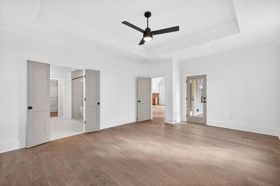 Spacious, unfurnished interior of a new home in Livingstone Park, Kennesaw (Image 17).