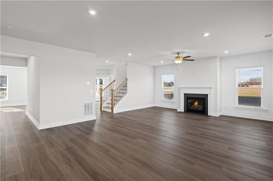 Spacious, unfurnished interior of a new home in Creekside at Skelton, Jefferson (Image 21).