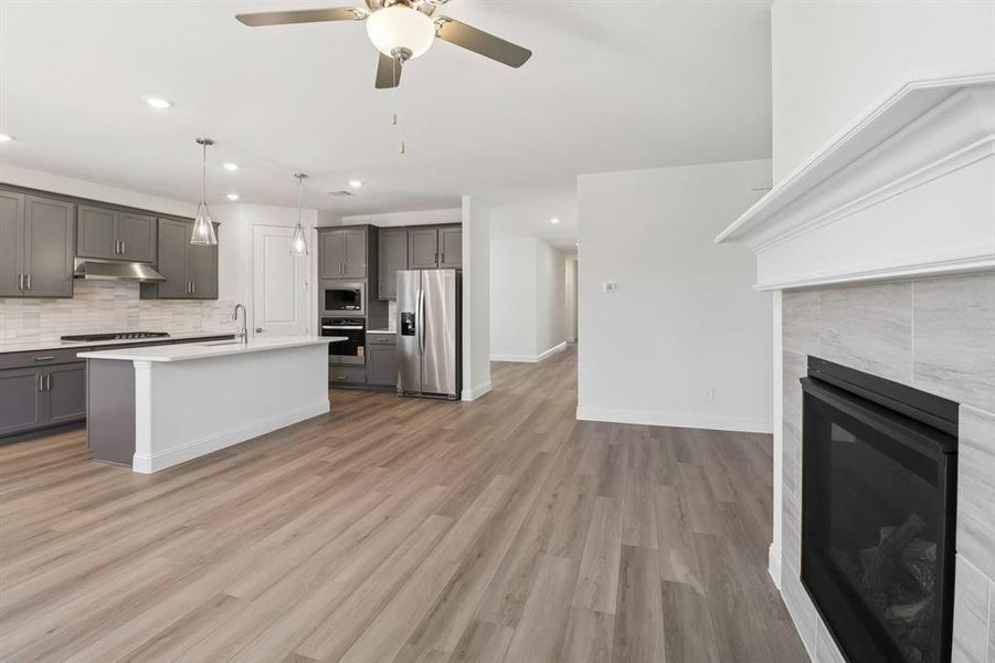 Furnished interior view inside a new home in Ashford Park - Texana Series, Corinth (Image 7).