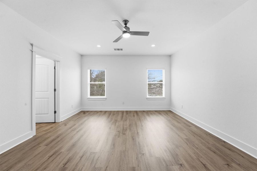 Spacious, unfurnished interior of a new home in , Houston (Image 16). Spacious, unfurnished interior of a new home in , Houston (Image 16).