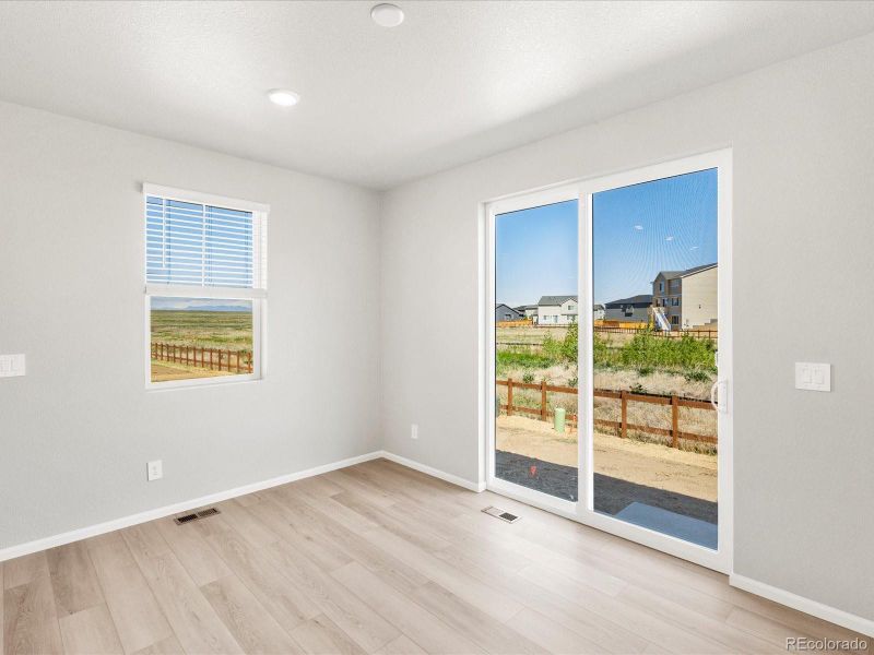 Photos are representative only and are not of the actual home. Actual finishes, elevation, and features may vary.