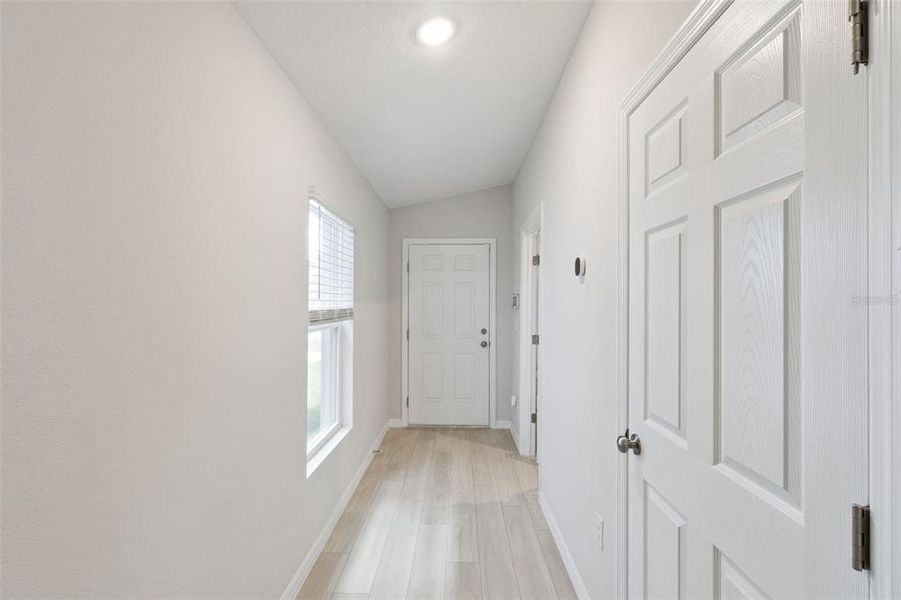 Spacious, unfurnished interior of a new home in , Haines City (Image 16).