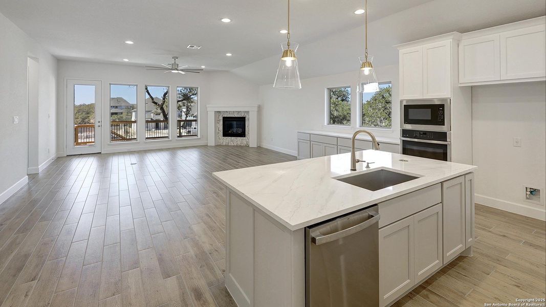 Furnished interior view inside a new home in Ranches At Creekside 55', Boerne (Image 11). Furnished interior view inside a new home in Ranches At Creekside 55', Boerne (Image 11).
