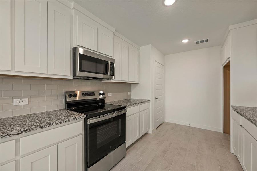 Furnished interior view inside a new home in Gatlin Ranch, Springtown (Image 8). Furnished interior view inside a new home in Gatlin Ranch, Springtown (Image 8).