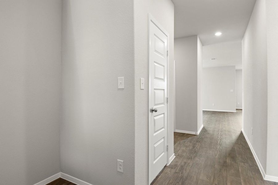 Spacious, unfurnished interior of a new home in Harvest Ridge, Elgin (Image 14). Spacious, unfurnished interior of a new home in Harvest Ridge, Elgin (Image 14).