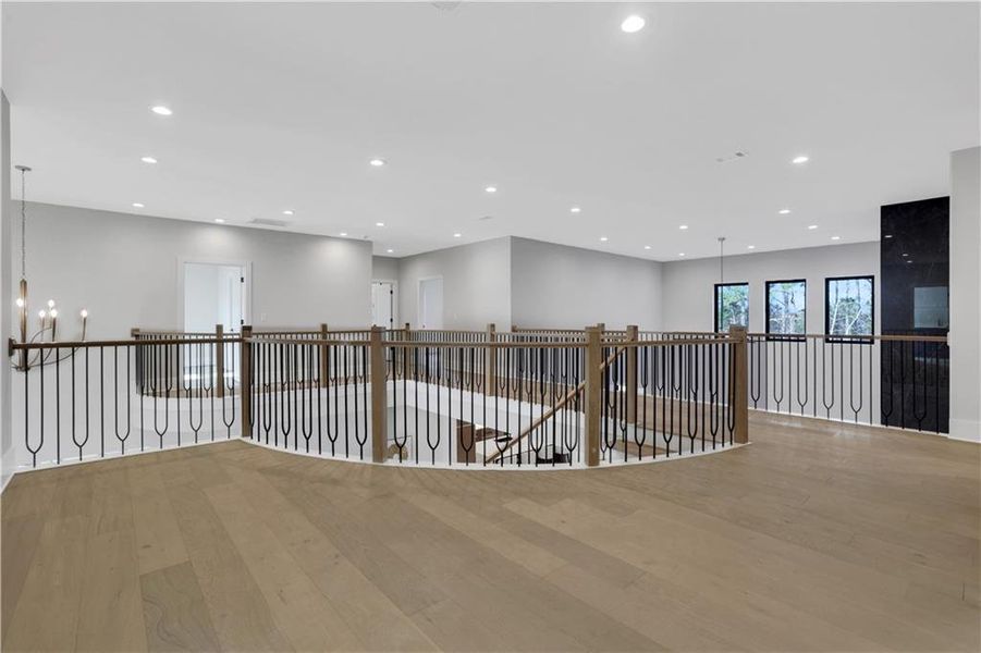 Image 88 of a home in .