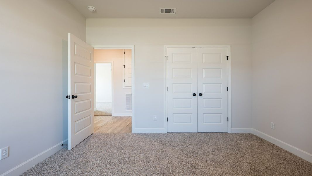 Spacious, unfurnished interior of a new home in Pine Dove Estates, Tallahassee (Image 15).