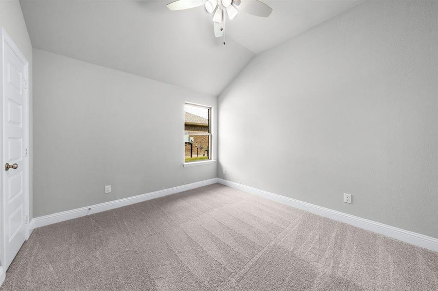 Spacious, unfurnished interior of a new home in Fox Landing, Caddo Mills (Image 25).