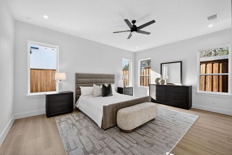 Furnished interior view inside a new home in , Dallas (Image 13).