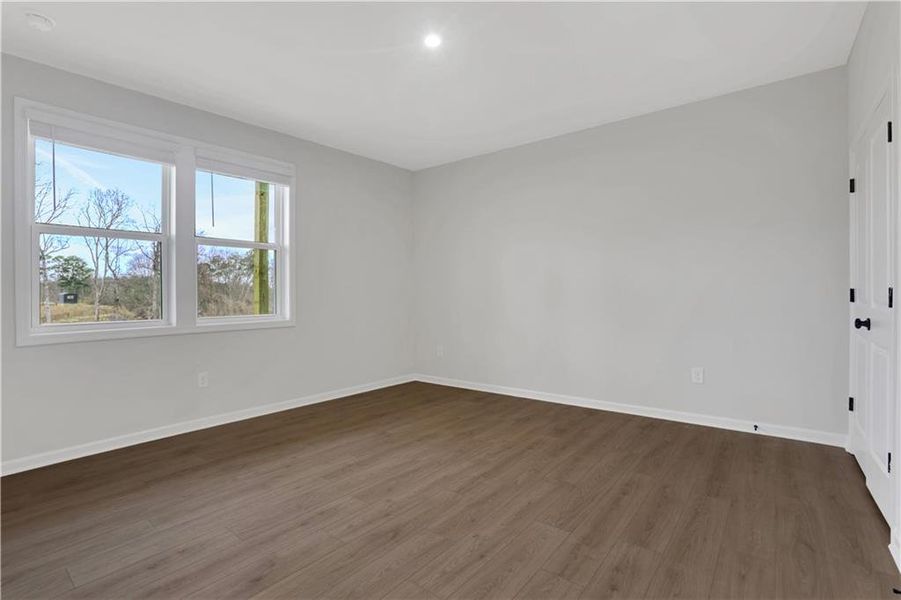 Spacious, unfurnished interior of a new home in Towne Village at Suwanee Dam, Sugar Hill (Image 22). Spacious, unfurnished interior of a new home in Towne Village at Suwanee Dam, Sugar Hill (Image 22).